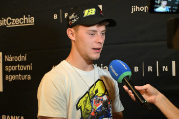 Filip Salač chce v Brně v kategorii Moto2 bojovat o přední umístění