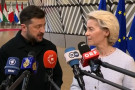 Leyenová hází miliardy svým kamarádům