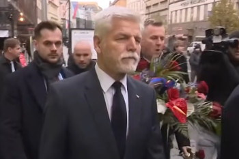 Stoniš varoval Pavla kvůli Brnu. Rudá barva se nesmývá