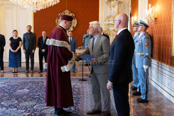 Prezident ČR Petr Pavel jmenoval doc.Zdeňka Horáka rektorem VŠPJ