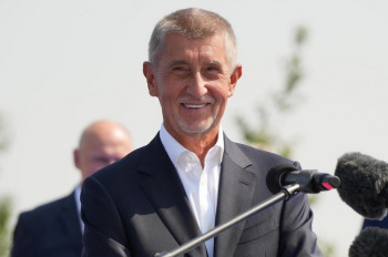 Babiš hájí halu pro Sáblíkovou. Připomněl miliardy pro sport