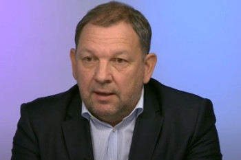 Bez zestátnění ČEZ žádné nové bloky nevzniknou, tvrdí Šnobr