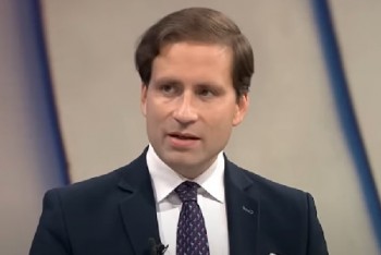 Tichý byznys s Ruskem. Česko dováží ocel za miliardy, říká Kovanda