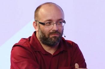 „Máme holé ruce i holou řiť.“ Vidlák o Pavlovi, Rusku a NATO